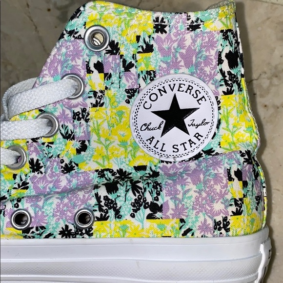 Rare Floral Converse - Picture 2 of 5